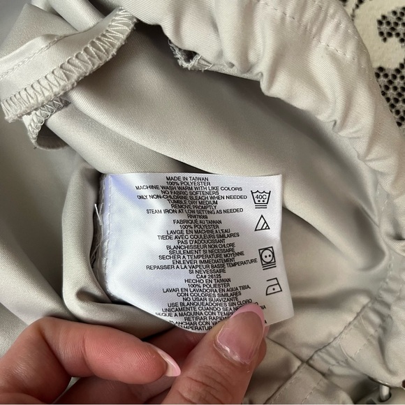 Ashworth Cream Weather Systems Golf Windbreaker with Ribbed Cuffs size medium - Picture 6 of 7